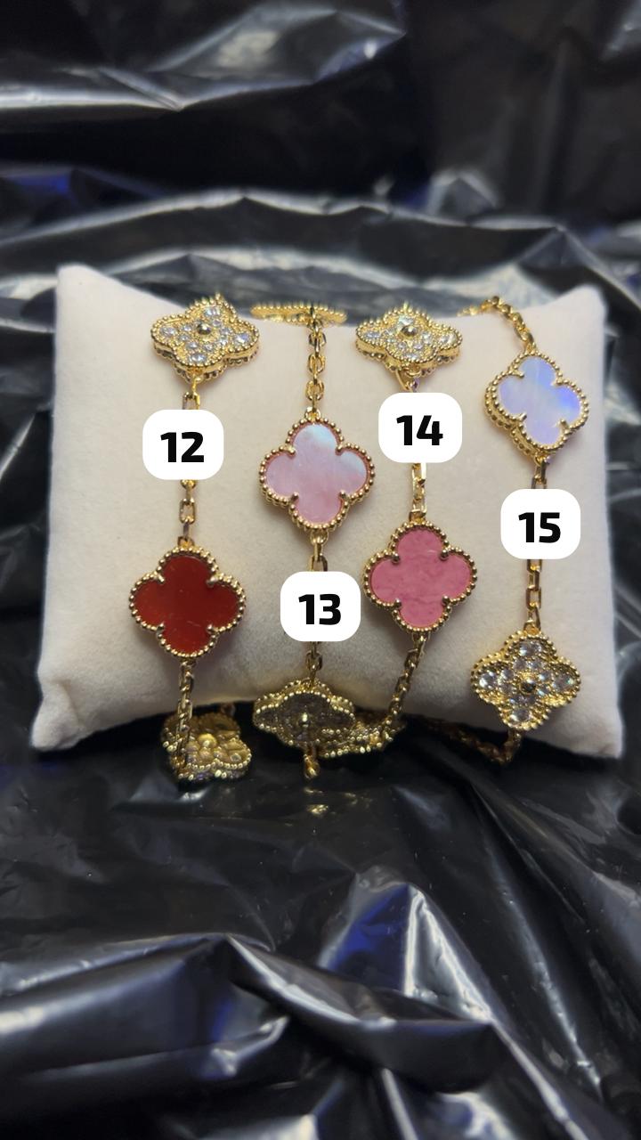 Lavish Bling Flower Bracelet (1 Bracelet)
