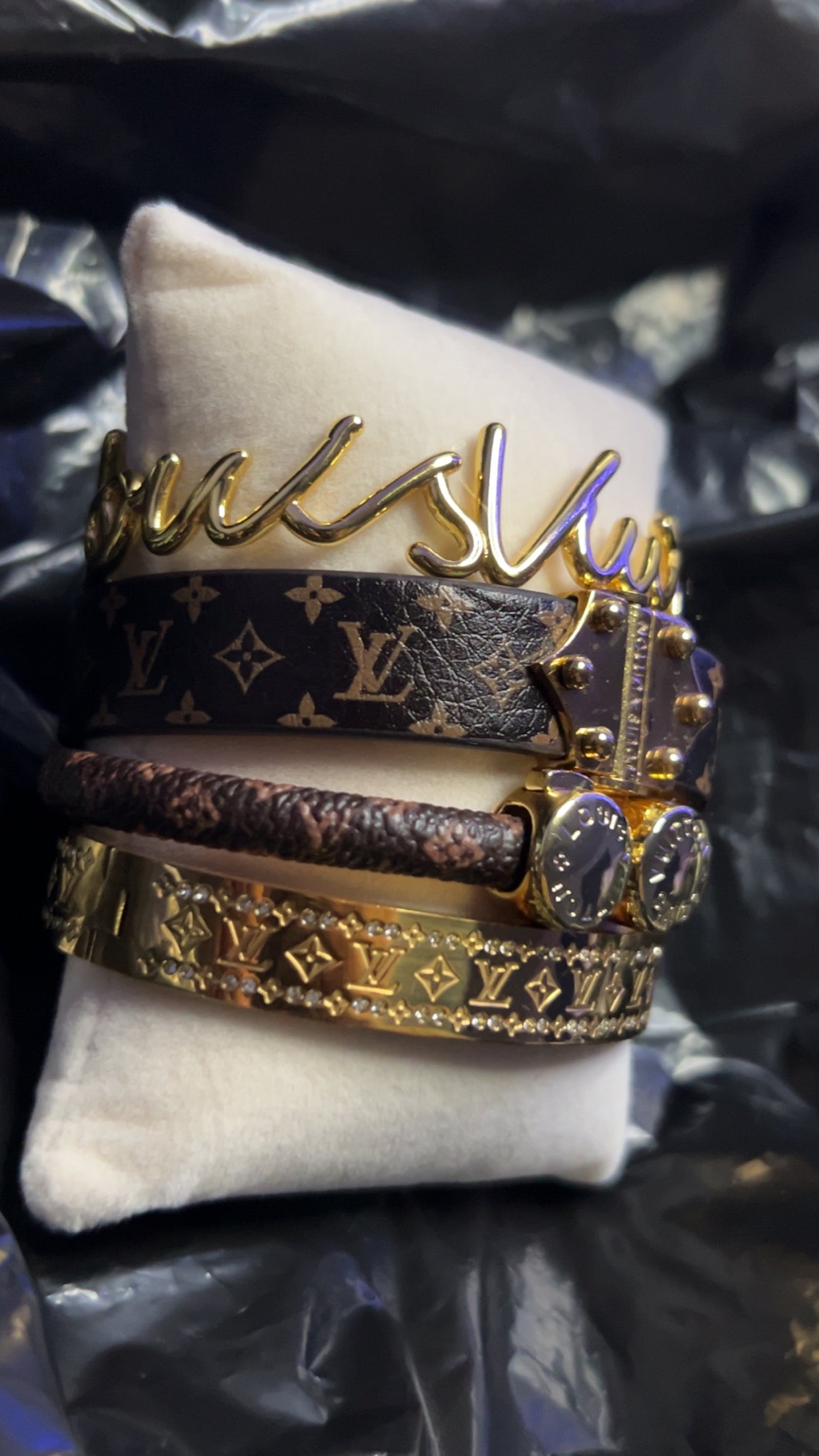 Lavish Bangles