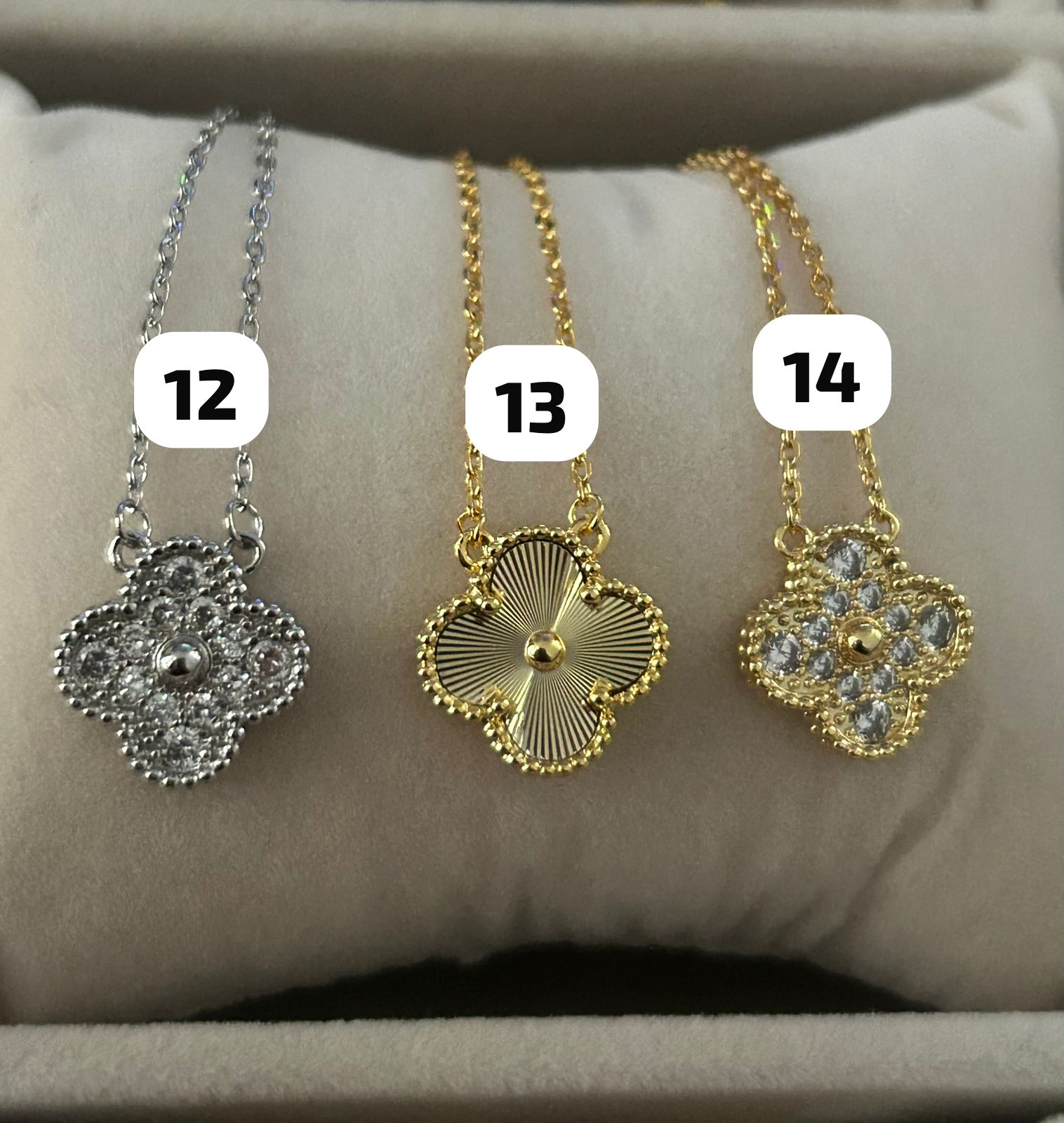 Lavish Flower Necklace (1 Chain color by number)
