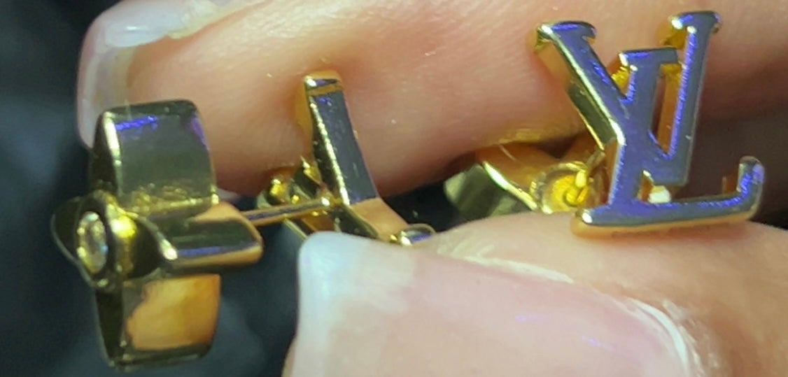 Lavish Inspired Studs