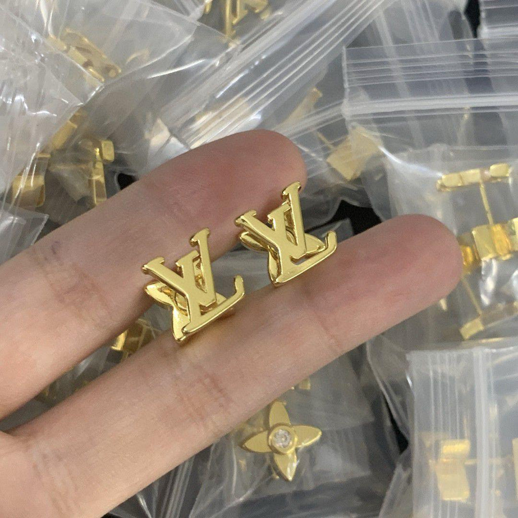 Lavish Inspired Studs
